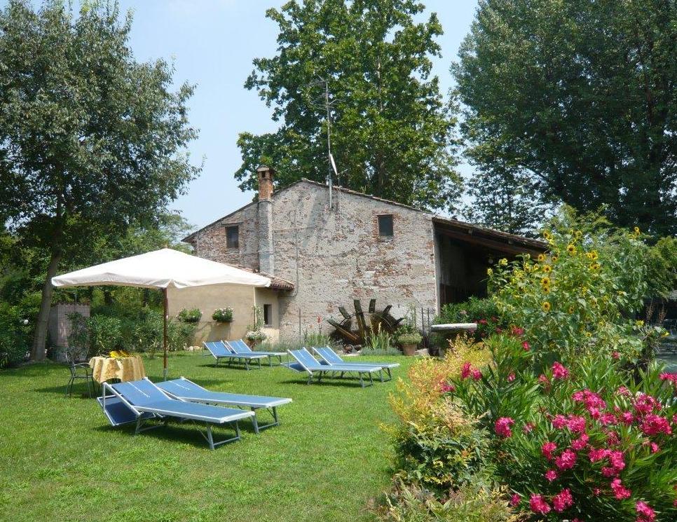 Agriturismo Villa Dei Mulini Volta Mantovana Eksteriør billede
