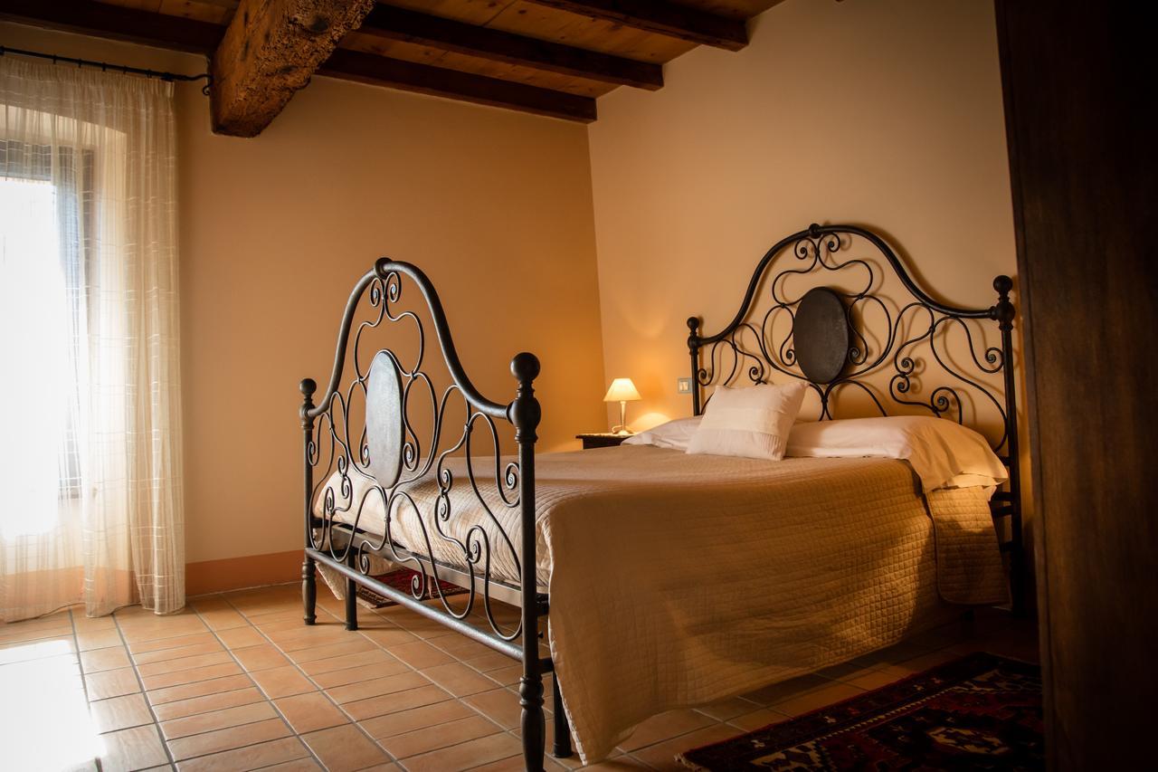 Agriturismo Villa Dei Mulini Volta Mantovana Eksteriør billede