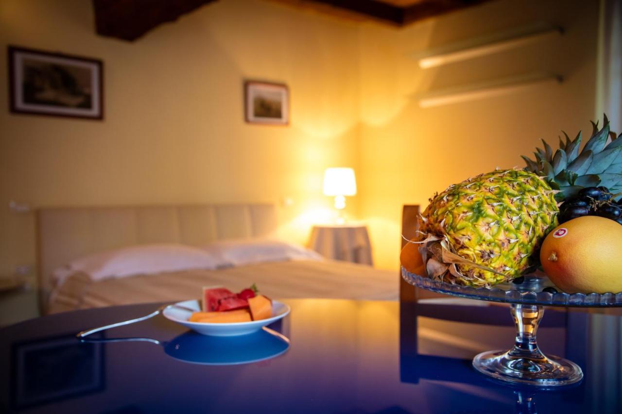 Agriturismo Villa Dei Mulini Volta Mantovana Eksteriør billede